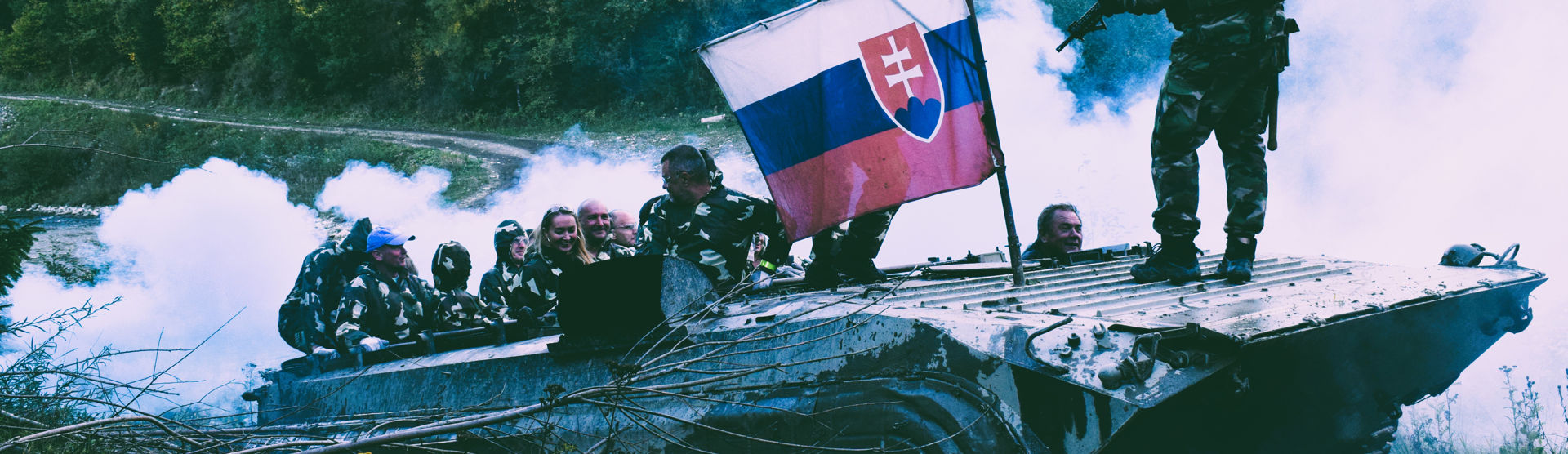 army challenge teambuilding